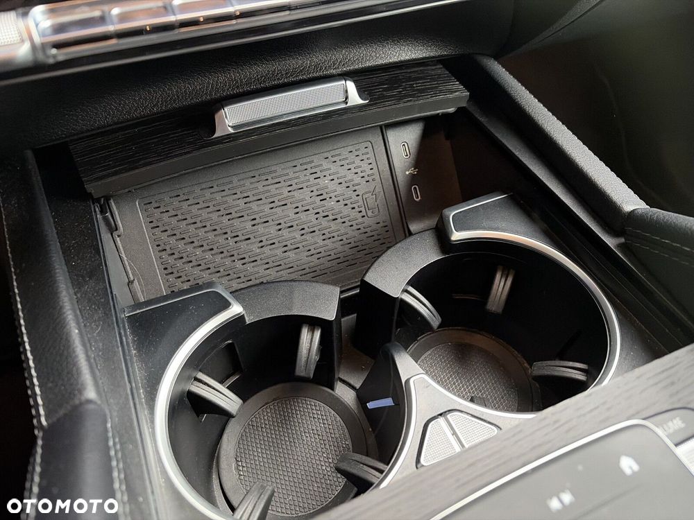Mercedes-Benz GLE - 27