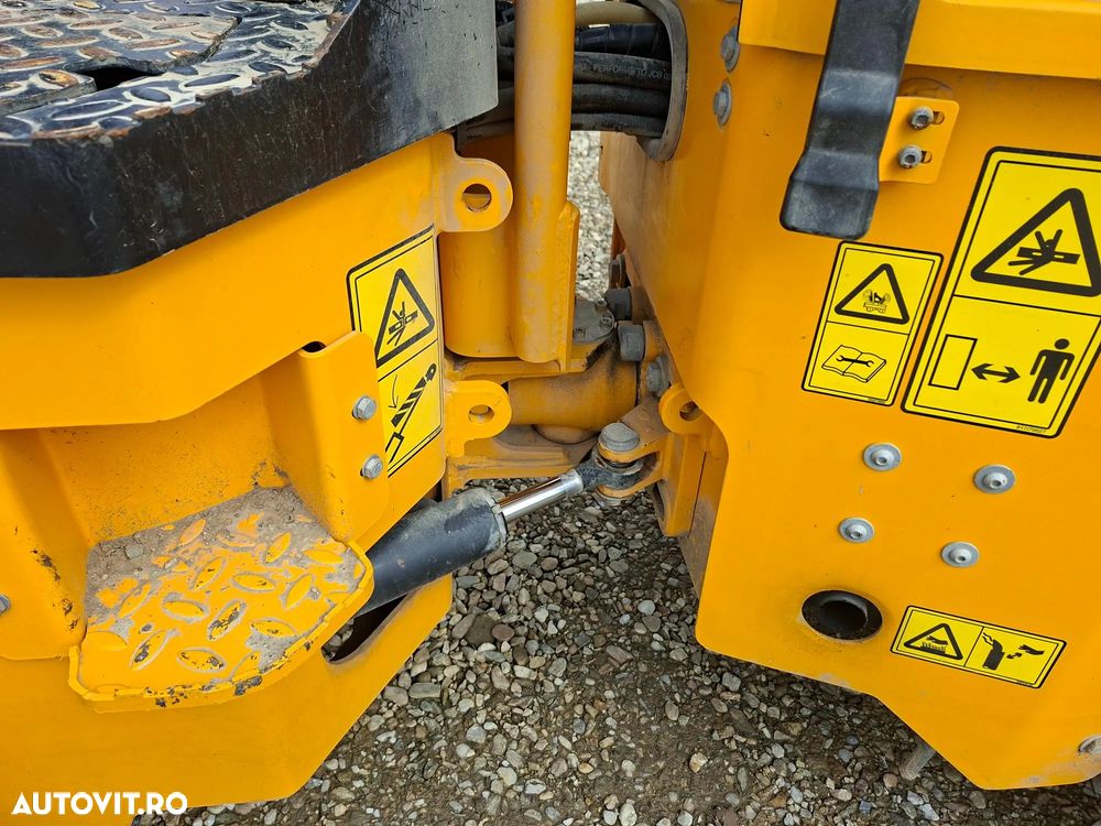 JCB CT 160-100 VIBROCOMPACTOR VIBROMAX - 18