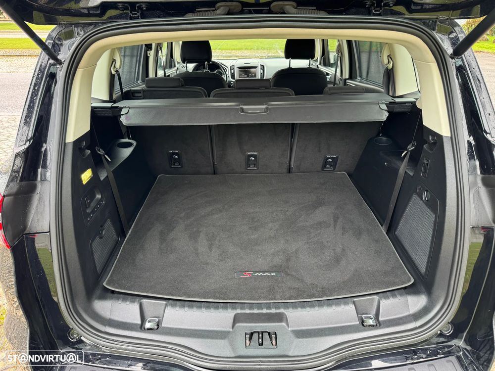 Ford S-Max 2.0 TDCi Titanium - 19