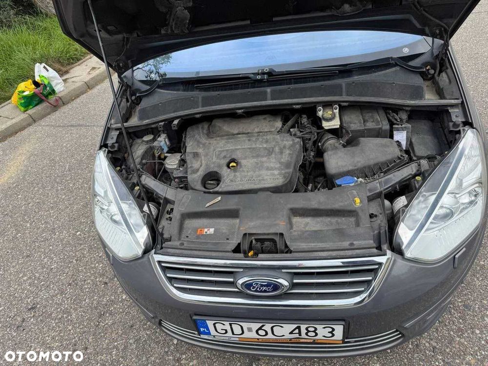 Ford Galaxy - 4