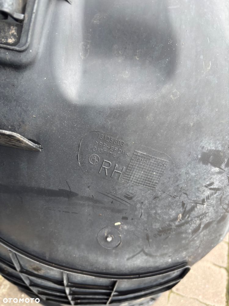 OPEL ASTRA H NADKOLE PRAWY PRZOD HB - 7