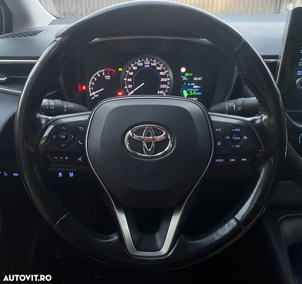 Toyota Corolla 1.8 HSD Dynamic - 9