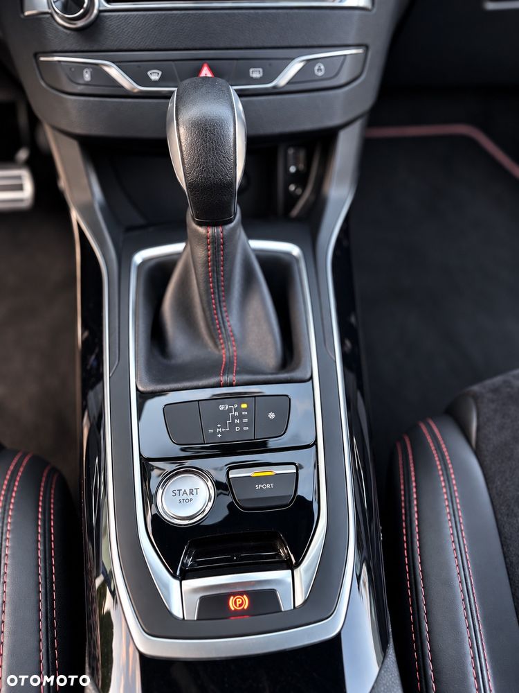 Peugeot 308 BlueHDi 180 EAT6 GT - 10