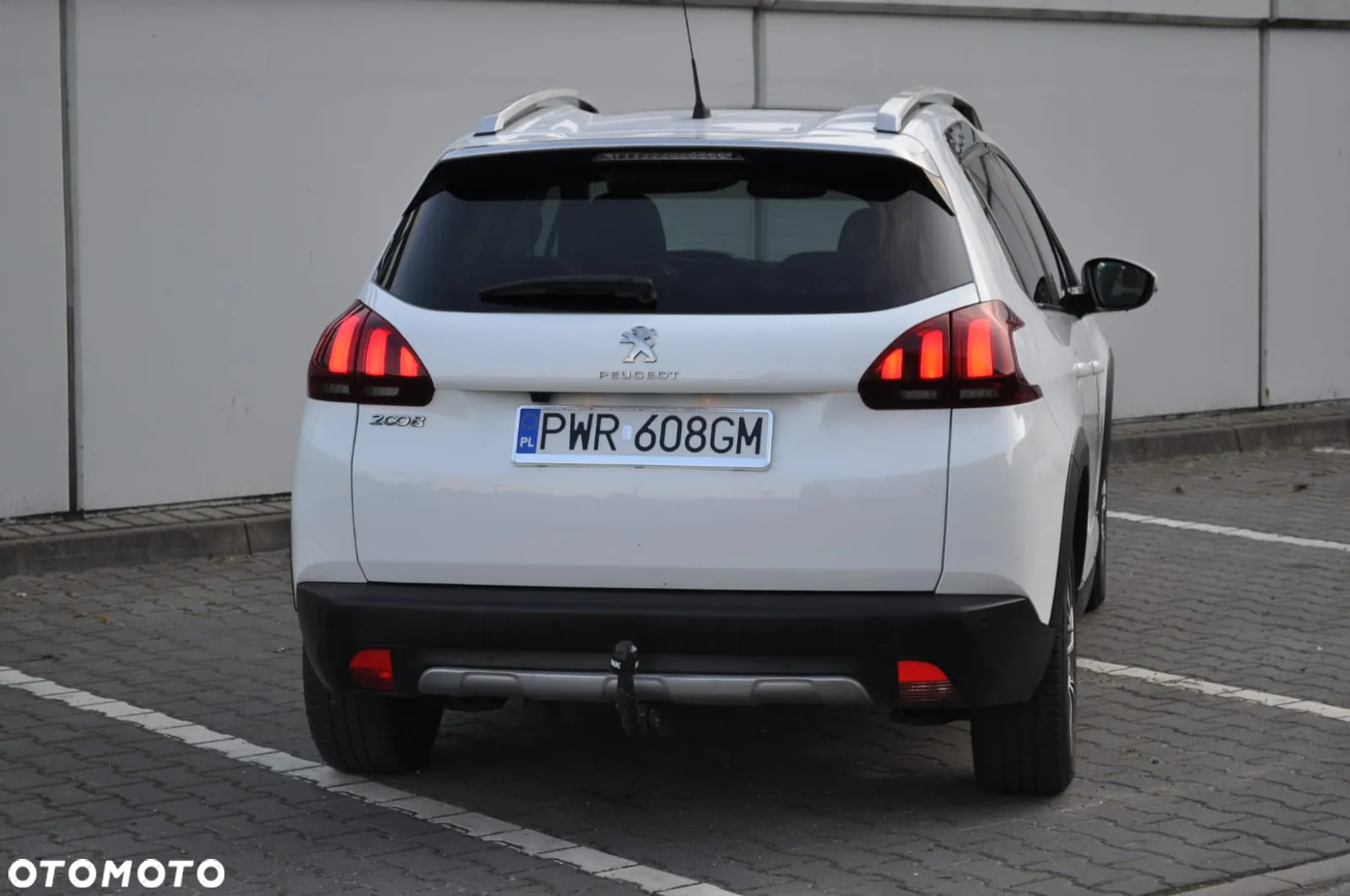 Peugeot 2008 - 7