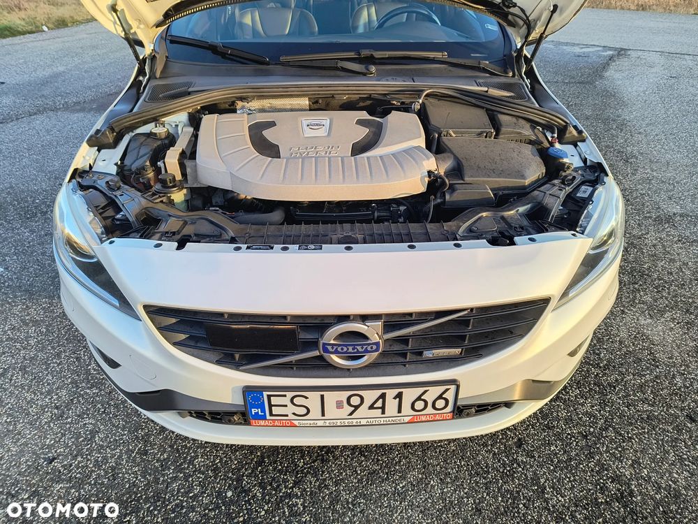 Volvo V60 D6 AWD Plug-in Hybrid Summum - 16