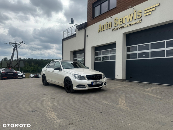 Mercedes-Benz Klasa C 250 (BlueTEC) d 4Matic 7G-TRONIC