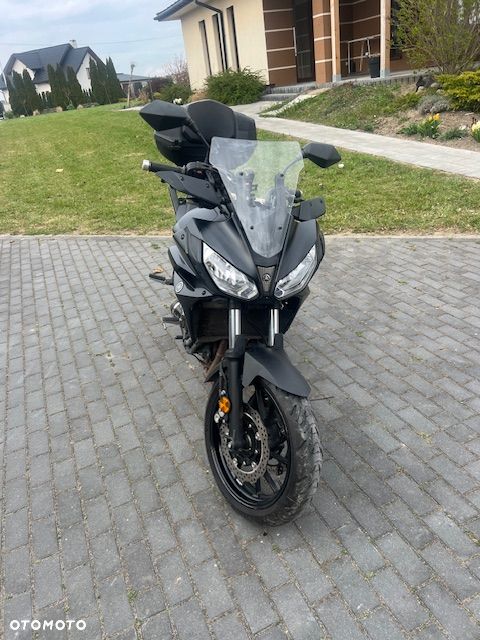 Yamaha MT - 5