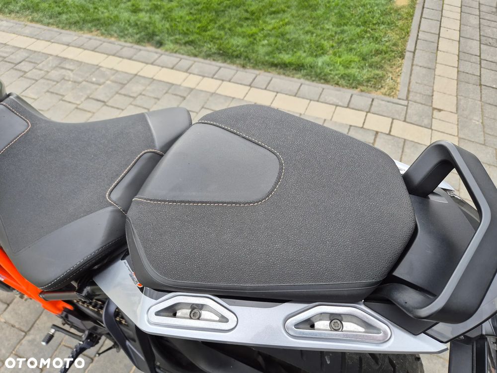 KTM Super Duke - 20