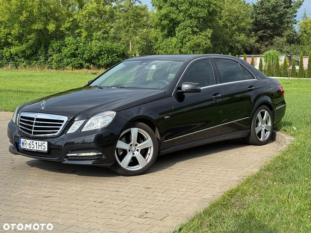 Mercedes-Benz Klasa E 350 CDI 4-Matic BlueEff Avantgarde - 35