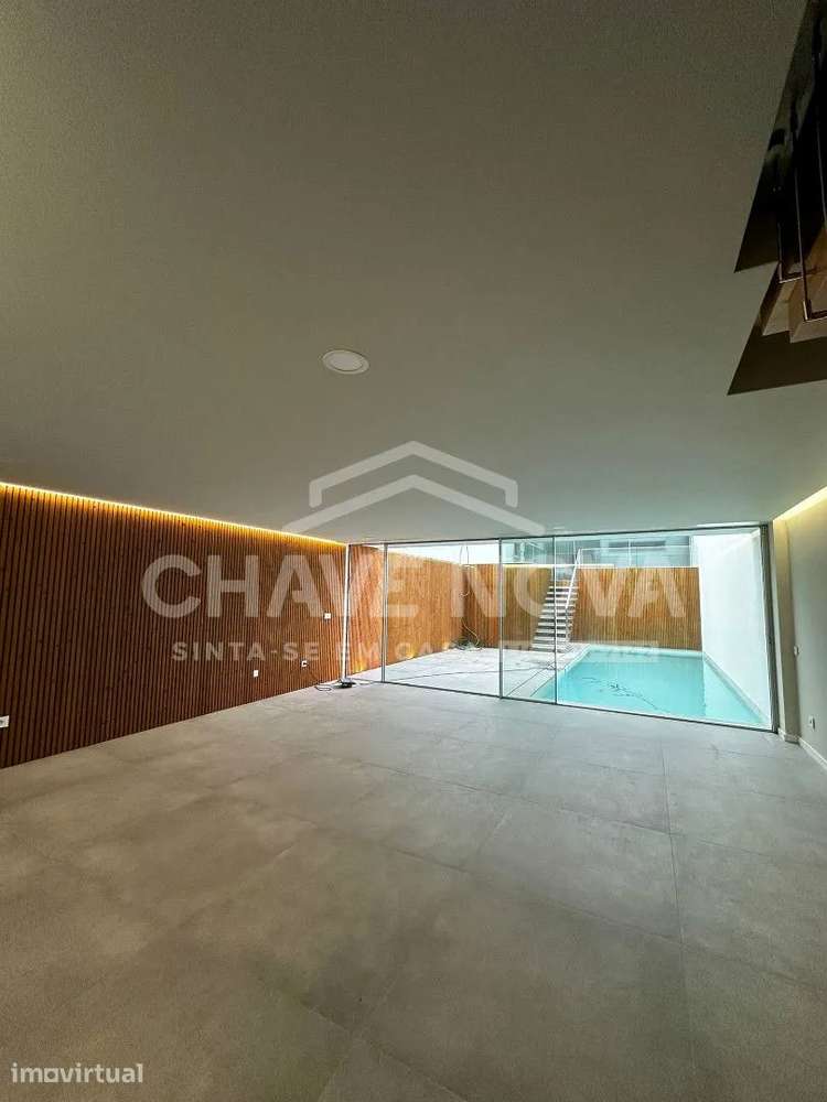 Moradia T4 Nova Praias de Canidelo Pronta a Habitar - Grande imagem: 4/16