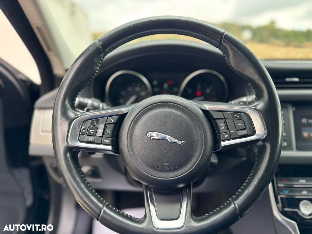 Jaguar XF 20d AWD Aut. Prestige - 8