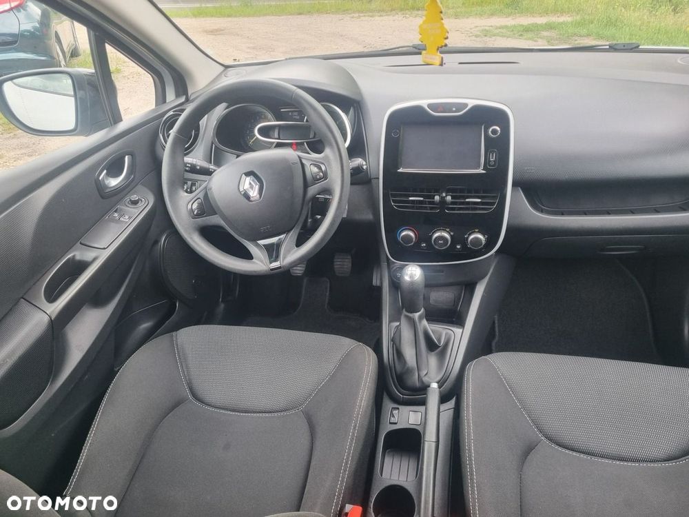 Renault Clio - 16