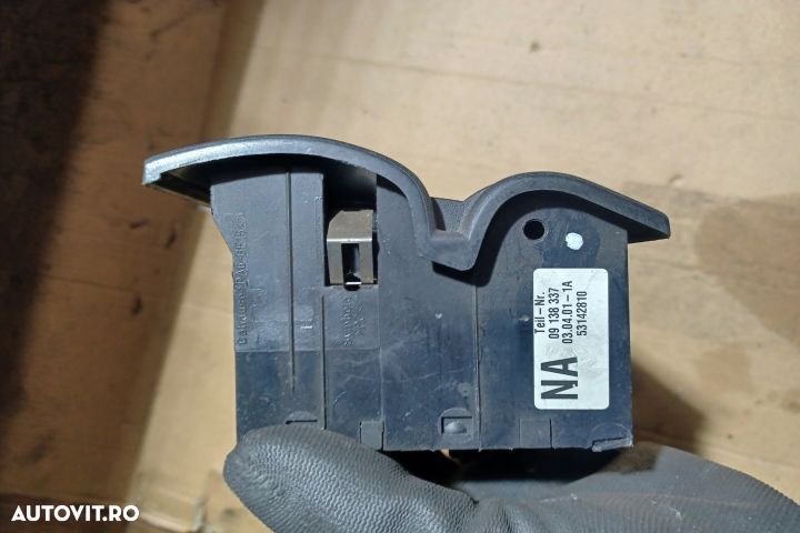 Comutator faruri 09138337 Opel Vectra B [1995 - 1999] wagon 5-usi 2.0 - 4