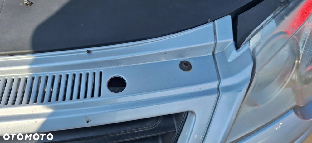 VW Polo 9N Lift 05- Zderzak Przód Przedni Kod Lakieru LA7W - 24