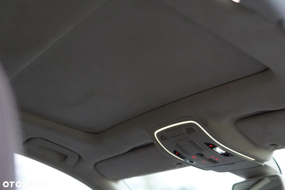 Audi A8 - 22