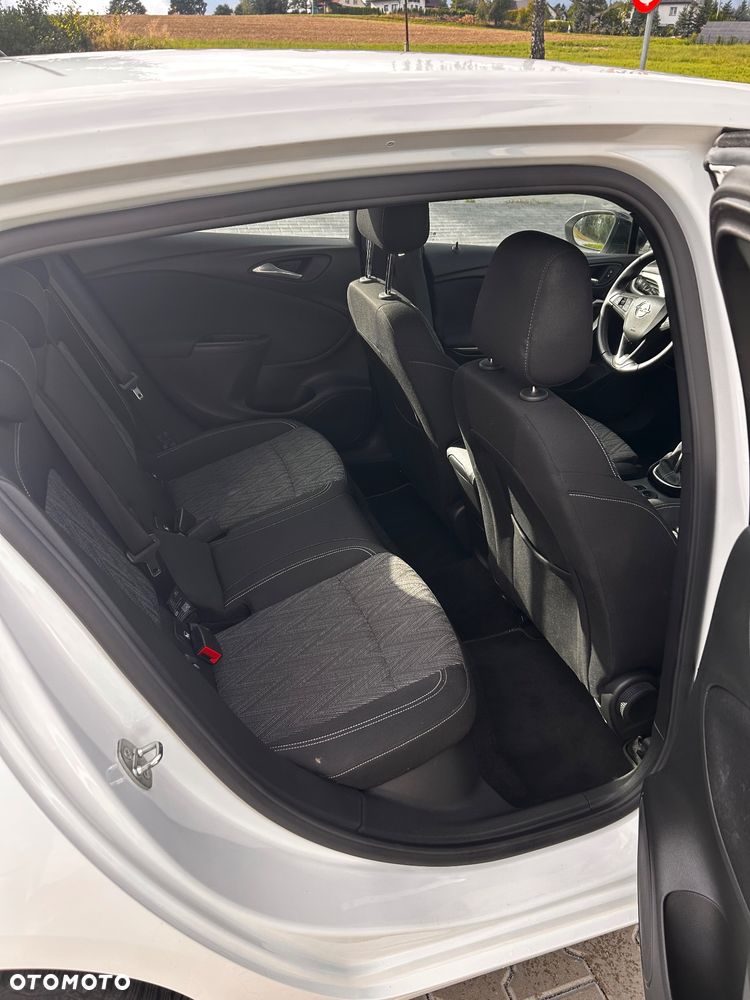Opel Astra 1.5 CDTI 2020 S&S - 11
