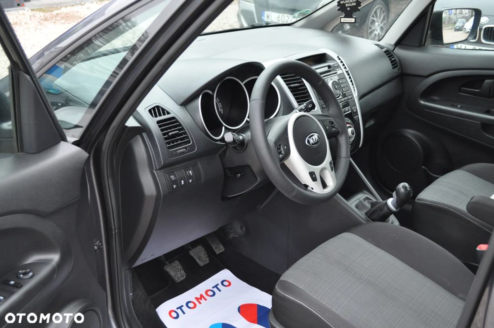 Kia Venga 1.6 CVVT Edition 7 - 14