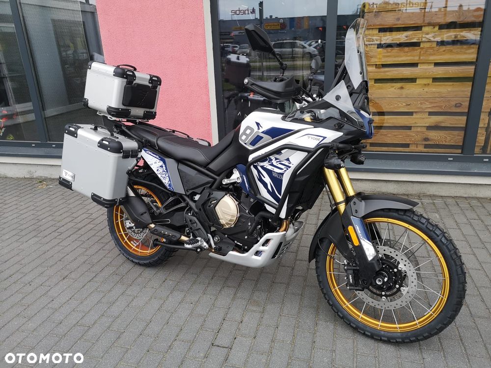 VOGE 800 Rally - 1