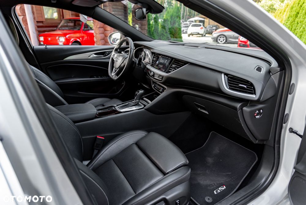 Opel Insignia 2.0 Direct InjectionTurbo GSI - 22