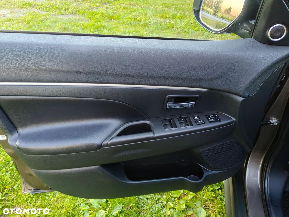Mitsubishi ASX 1.8 DID Instyle NAVI AS&G - 36