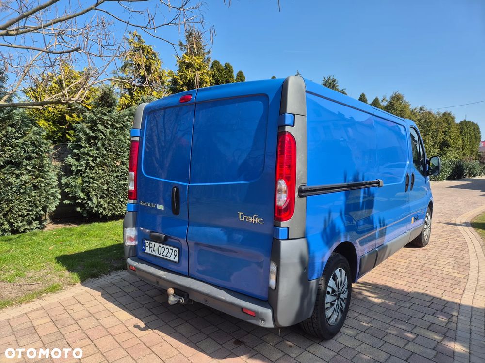 Renault Trafic - 10