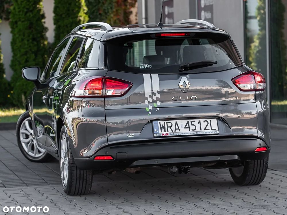 Renault Clio - 8