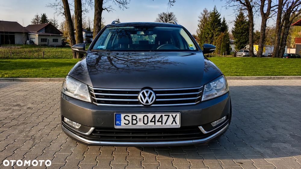Volkswagen Passat - 2