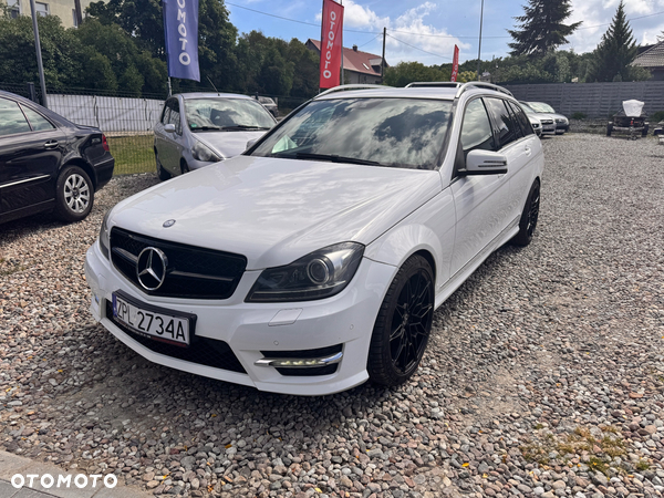 Mercedes-Benz Klasa C 250 d 4Matic T 9G-TRONIC AMG Line