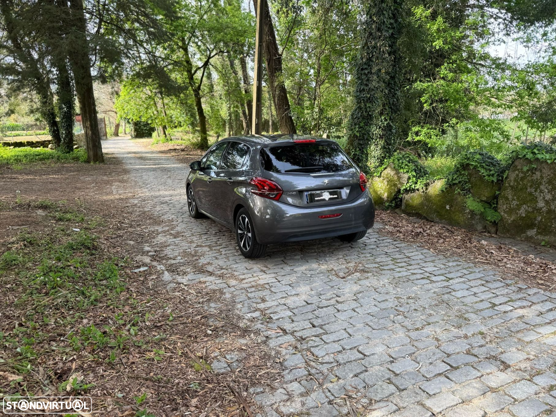 Peugeot 208 PureTech 82 Start & Stop Allure - 3