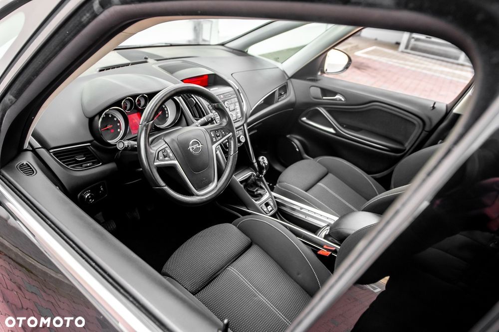 Opel Zafira 1.4 T Cosmo EU6 - 20