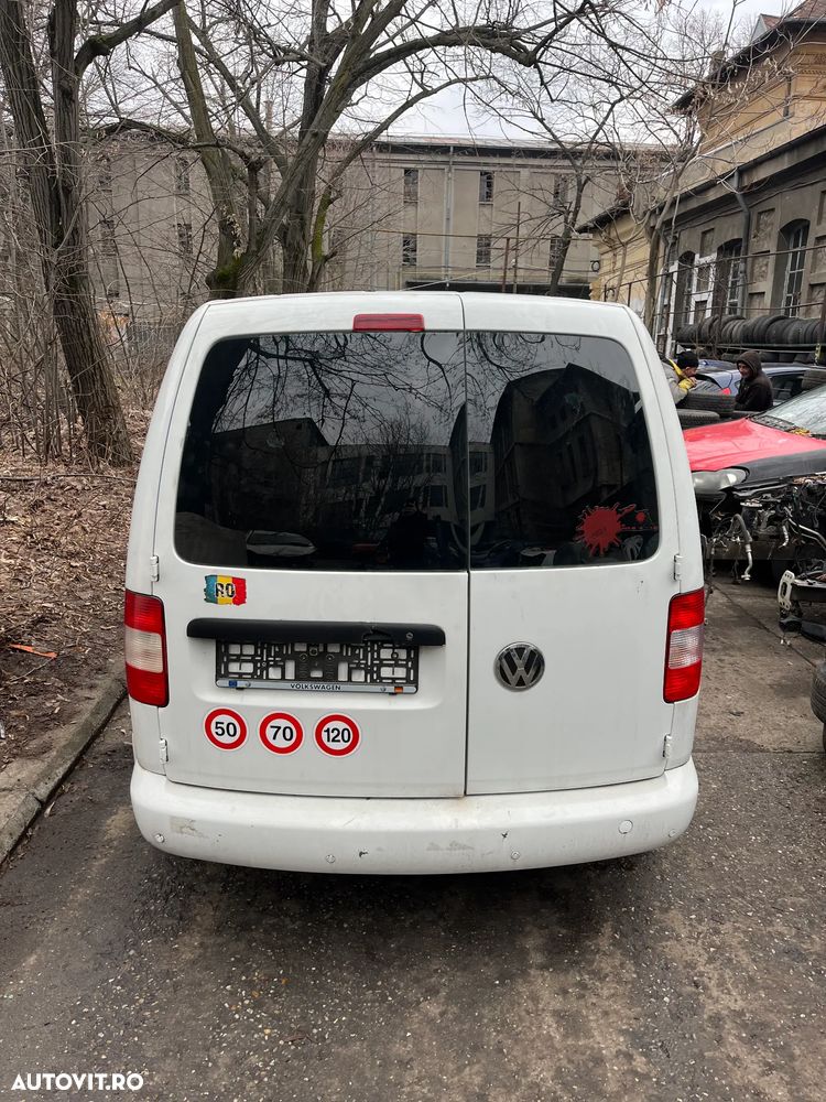 Dezmembrez VW Volkswagen Caddy alb 1,4 benzina 2009 - 3