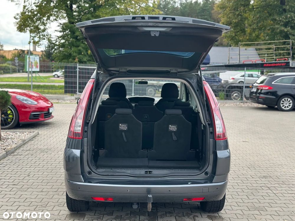 Citroën C4 Picasso - 9