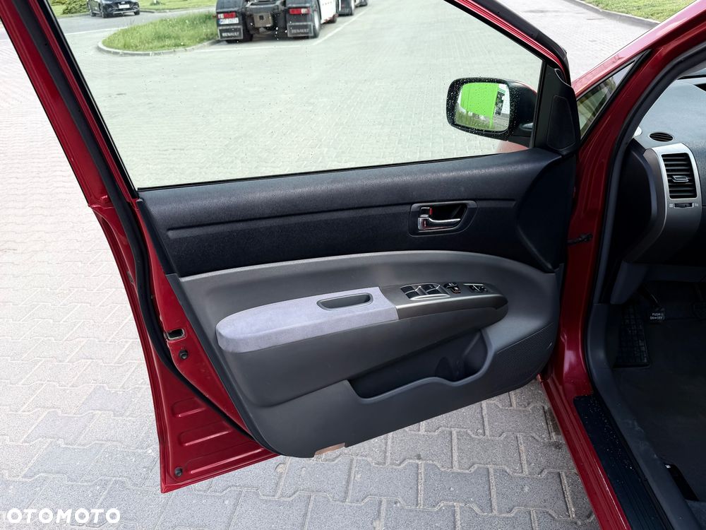 Toyota Prius 1.5 VVT-i Sol - 11