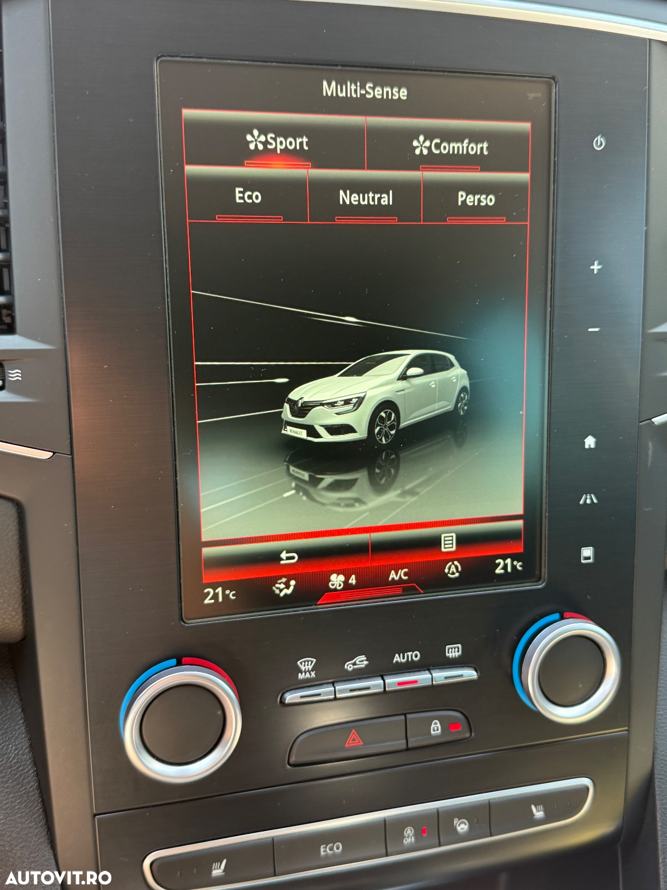 Renault Megane ENERGY dCi 130 BOSE EDITION - 17