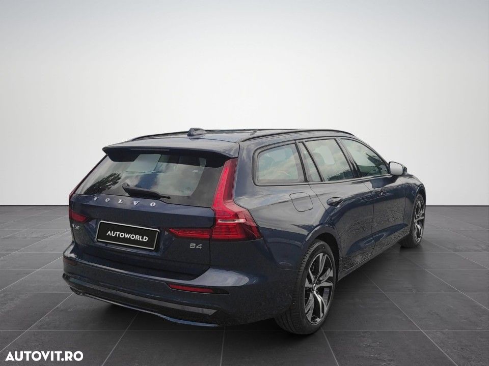 Volvo V60 B4 MHEV AT Plus Dark - 7