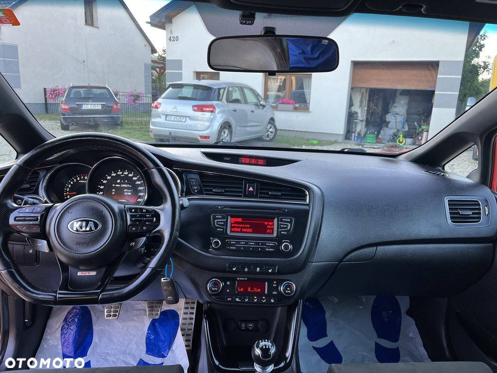 Kia Ceed 1.6 T-GDI GT - 14
