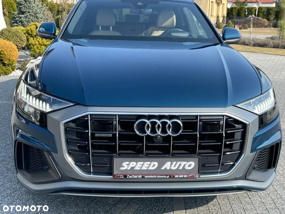 Audi Q8 - 2