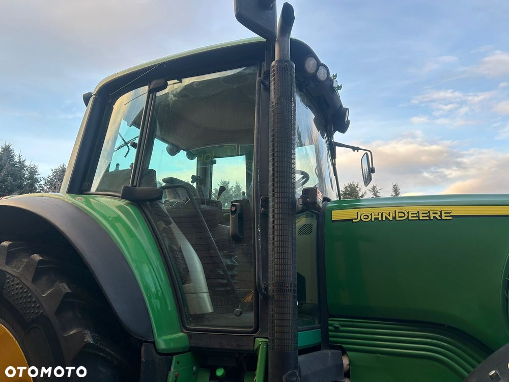 John Deere 6820 - 23