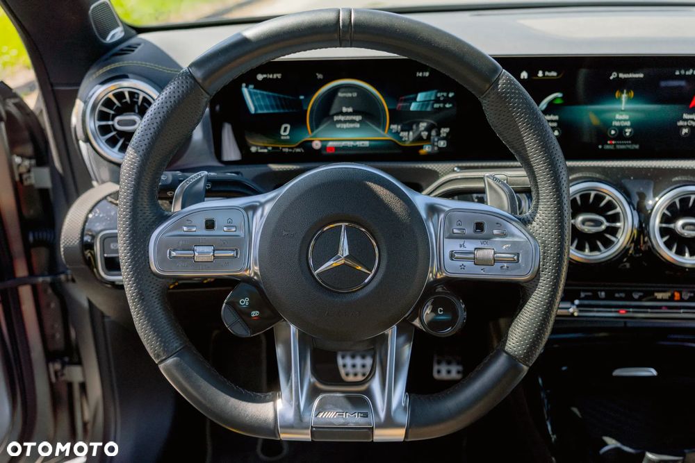 Mercedes-Benz CLA - 14