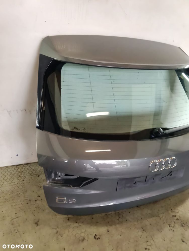 LX7G klapa Bagaznika Audi Q3  83A SUV czesci - 2