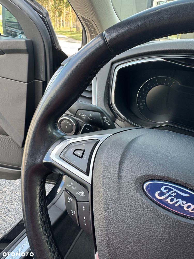 Ford Mondeo 2.0 TDCi Titanium PowerShift - 21