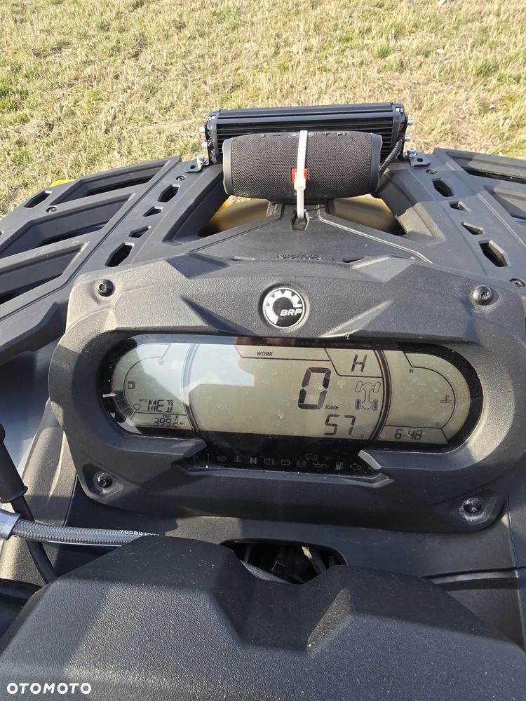 Can-Am Outlander Max - 9