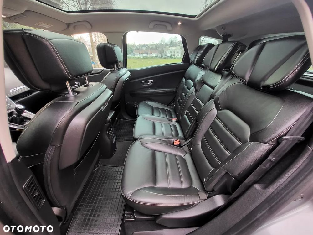 Renault Scenic 1.6 dCi Energy Bose Edition S&S - 11