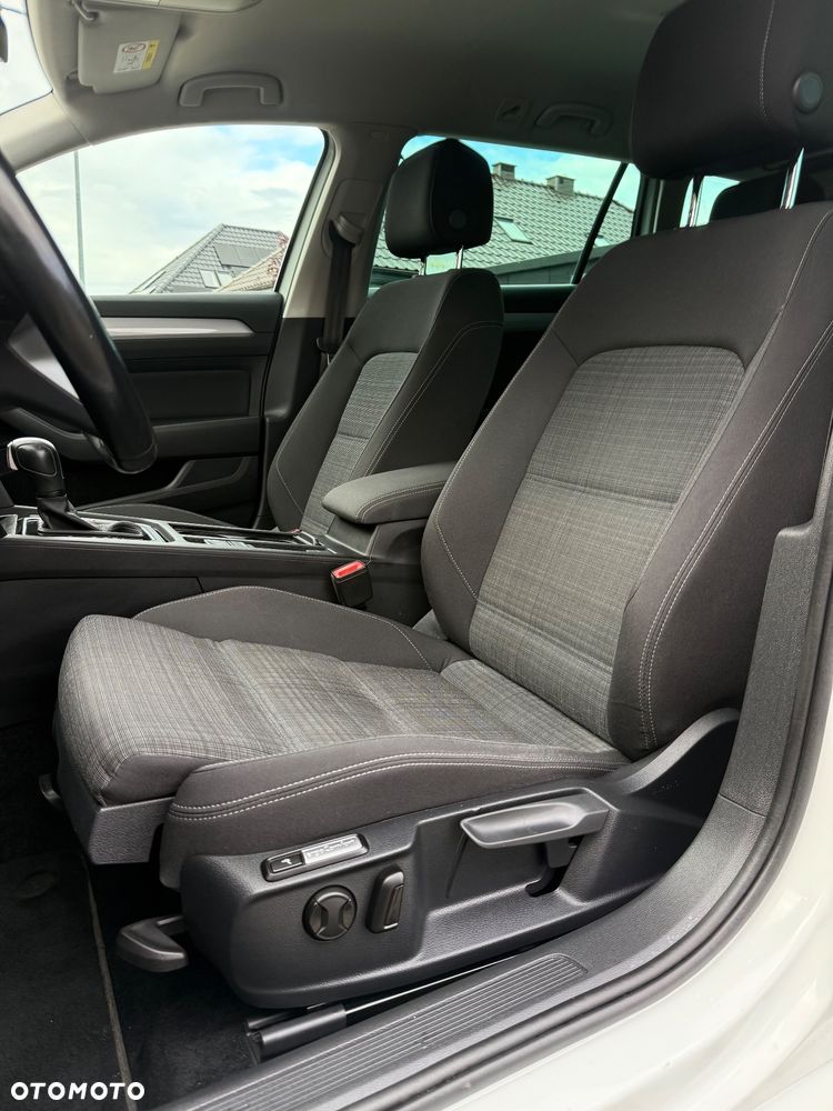 Volkswagen Passat 2.0 TDI (BlueMotion Technology) DSG Highline - 13