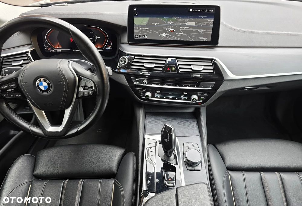 BMW Seria 5 530i mHEV Luxury Line sport - 18