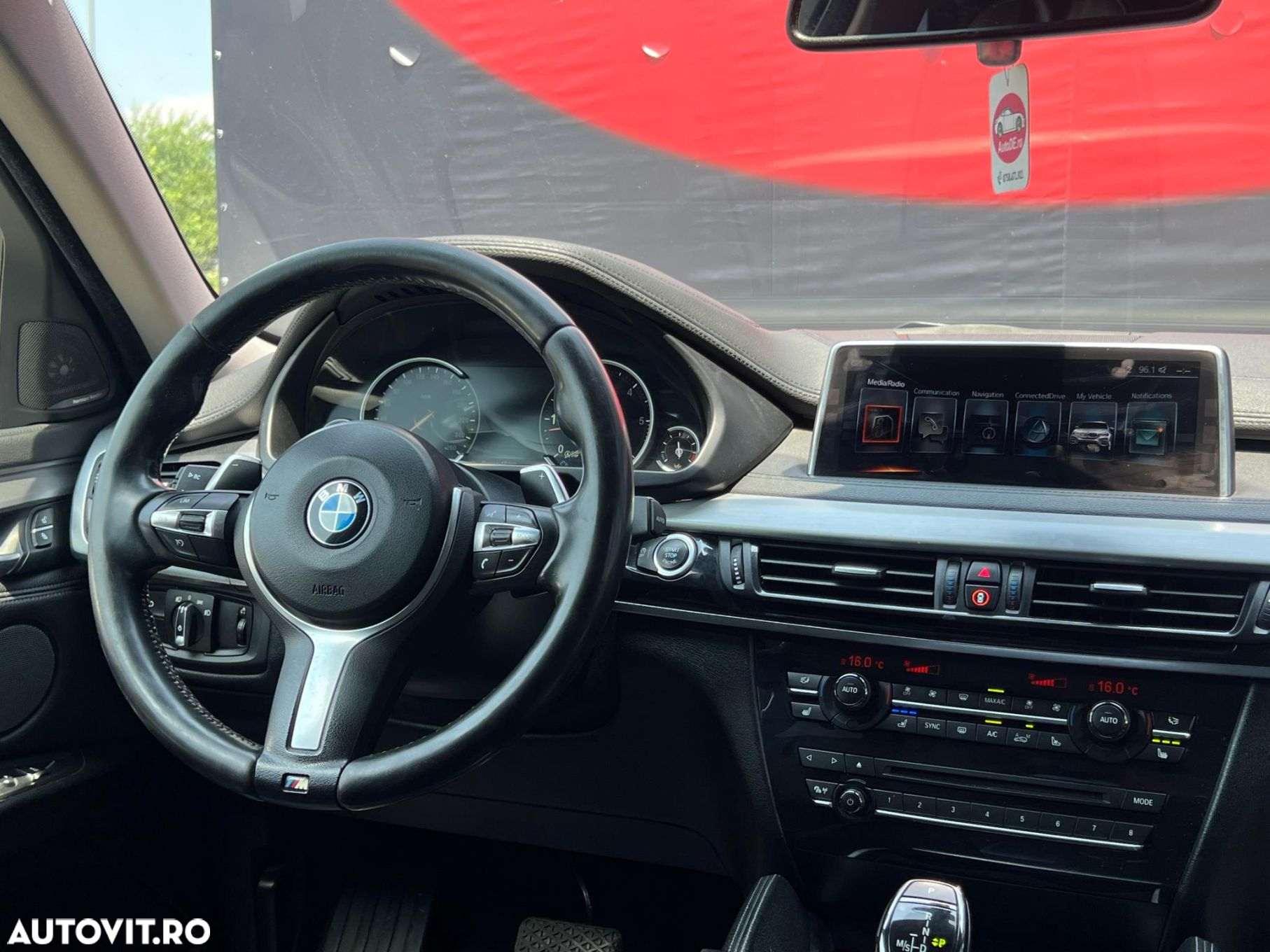 BMW X6 xDrive30d - 9