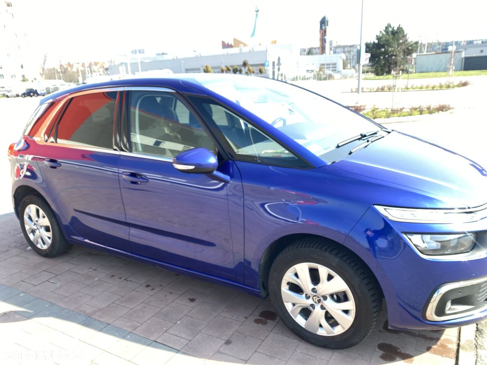 Citroën C4 Picasso 1.6 BlueHDi MoreLife - 1