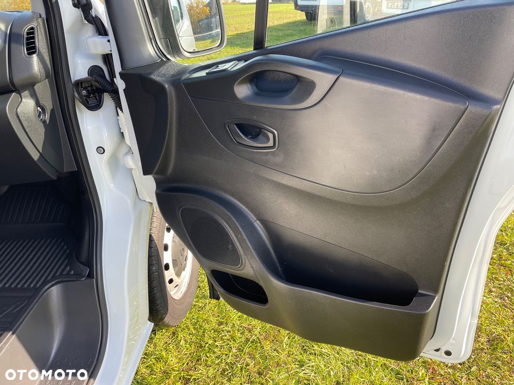 Renault Trafic - 20