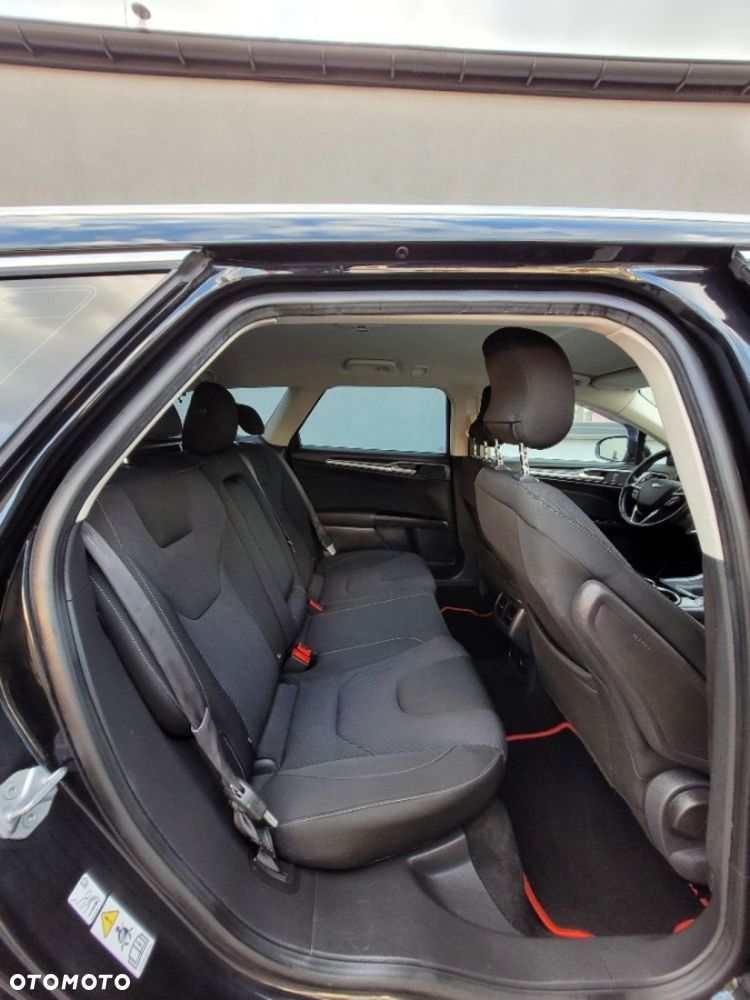 Ford Mondeo 2.0 TDCi Titanium - 17