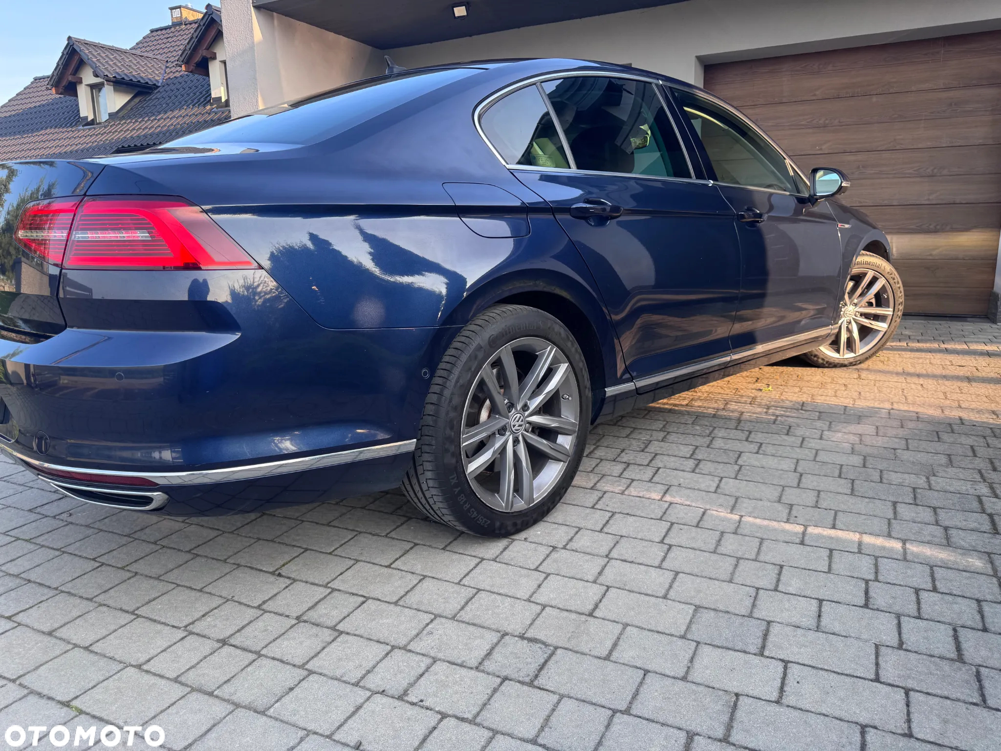 Volkswagen Passat 2.0 TDI Bi-Turbo BMT 4Mot Highline DSG - 3
